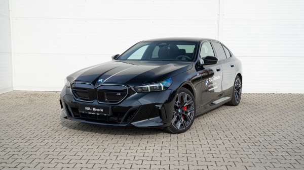 BMW i5 M60 xDrive Sedan