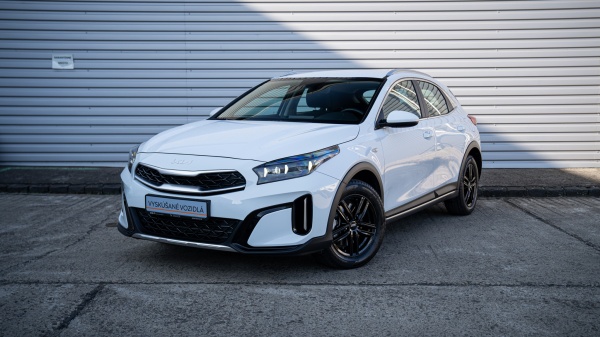 KIA XCeed 1.5 T-GDi  SILVER