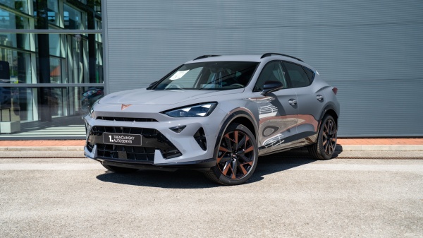 CUPRA Formentor 1.5 eTSI 