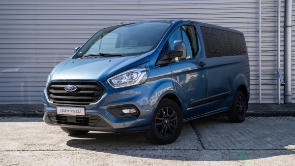 Ford Transit Custom 2.0 EcoBlue 8- miestny