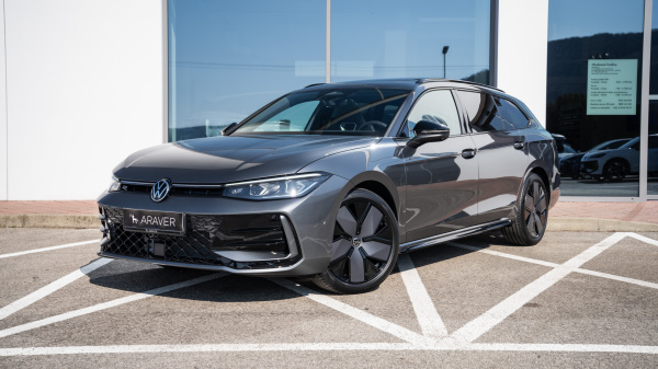 VW Passat Variant 2.0 TDI R-Line Limited 4x4