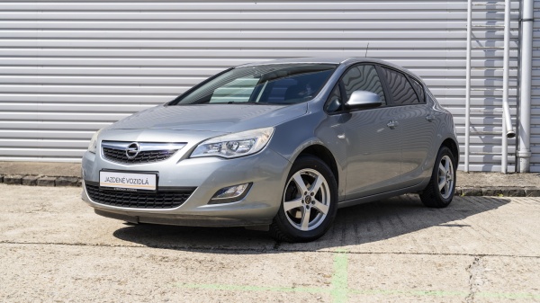 Opel Astra 1.4 16V 