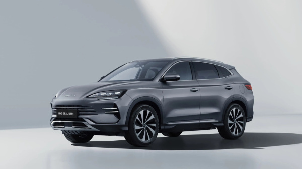 BYD SEAL U DM-i 1.5 Design AWD
