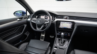 VW Passat Variant 2.0 TDI R-line 4x4