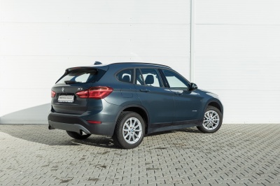 BMW X1 20i xDrive (základný pohľad)