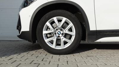 BMW X1 20d xDrive (pohľad zozadu)