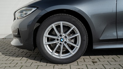 BMW 320d Sedan