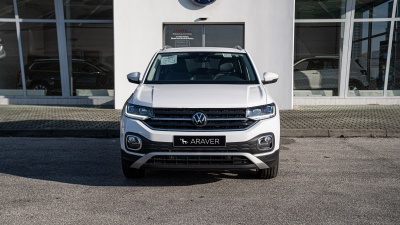 VW T-Cross 1.5 TSI Style (pohľad do interiéru)