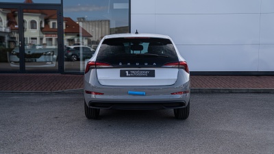 Škoda Scala 1.0 TSI Ambition (pohľad zozadu)