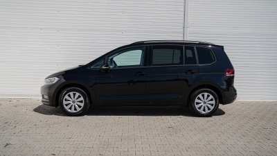 VW Touran 1.5 TSI Comfortline (pohľad zboku)