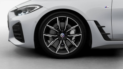 BMW 420d xDrive Gran Coupe (pohľad spredu)
