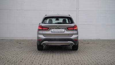 BMW X1 18d sDrive (pohľad do interiéru)