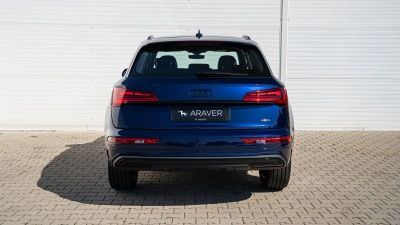 AUDI Q5 2.0 TDI Quattro Advanced (pohľad do interiéru)