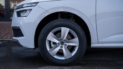 Škoda Kamiq 1.0 TSI Ambition (pohľad do interiéru)