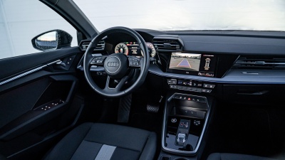 Audi A3 Sportback 1.5 TFSI Advanced  (pohľad do interiéru)