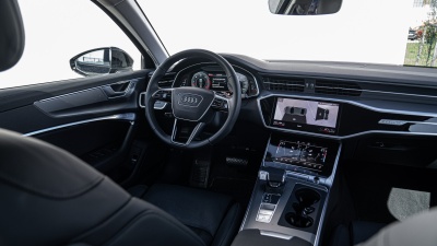 Audi A6 3.0 TDI Quattro Design (pohľad do interiéru)