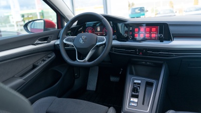 VW Golf 1.5 eTSI Life