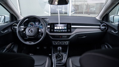 Škoda Fabia 1.0 TSI 30 Edition  (pohľad spredu)