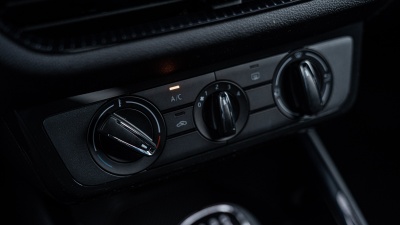 Škoda Fabia 1.0 TSI 30 Edition  (pohľad do interiéru)