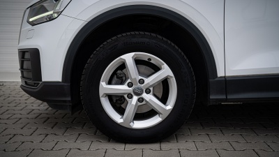 AUDI Q2 1.6 TDI (pohľad spredu)