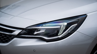 Opel Astra 1.6 CDTI Enjoy (pohľad do interiéru)