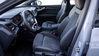 AUDI Q4 40 e-tron 