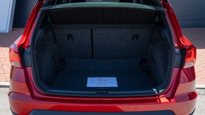 SEAT Arona 1.5 TSI REDline  (pohľad do interiéru)