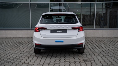 Škoda Fabia 1.0 MPI Active (pohľad do interiéru)