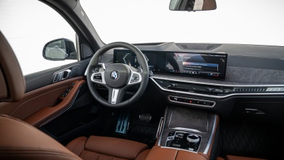 BMW X5 40d xDrive (pohľad do interiéru)