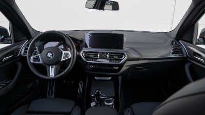 BMW X3 20d xDrive (pohľad do interiéru)