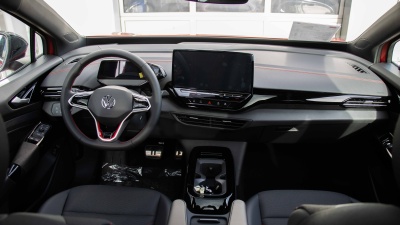 VW ID.4 GTX (pohľad do interiéru)