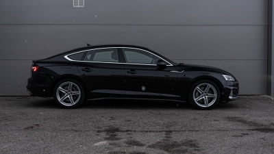AUDI A5 Sportback 3.0 TDI Advanced (pohľad do interiéru)
