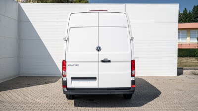 VW Crafter Basis  L3H3 35 2.0 TDI  (pohľad zozadu)