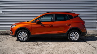 Seat Arona 1.0 TSI Style (pohľad zboku)
