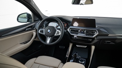 BMW X4 20d xDrive (pohľad zboku)