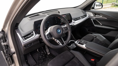 BMW iX1 30 xDrive 