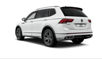 VW Tiguan Allspace 2.0 TDI R-Line 4x4 (pohľad zozadu)