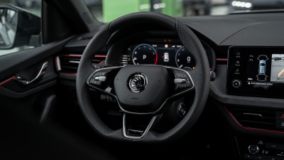 Škoda Kamiq 1.5 TSI Selection (pohľad do interiéru)
