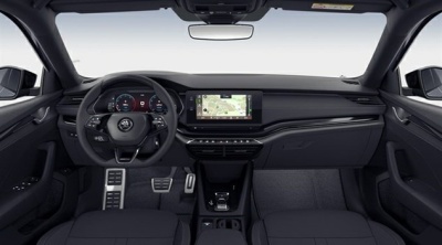 Škoda Octavia Combi 2.0 TSI Sportline (pohľad spredu)
