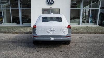 VW Golf Variant 1.5 eTSI Life (pohľad do interiéru)