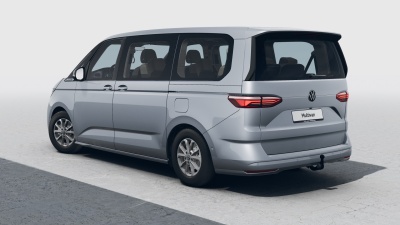 VW Multivan Bulli Long 2.0 TDI (pohľad zozadu)