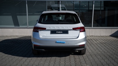 Škoda Fabia 1.0 TSI Selection  (pohľad do interiéru)