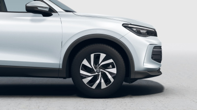 VW Tiguan 1.5 eTSI Limited (pohľad spredu)