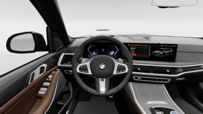 BMW X7 40d xDrive (pohľad do interiéru)