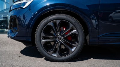 AUDI Q7 3.0 TDI Quattro S line  (pohľad do interiéru)