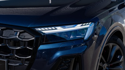 AUDI Q7 3.0 TDI Quattro S line  (pohľad do interiéru)