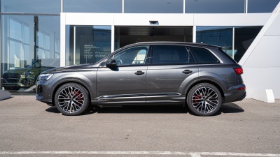 AUDI Q7 3.0 TDI Quattro S line  (pohľad zboku)
