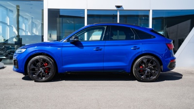 AUDI Q5 Sportback 2.0 TDI Quattro Sport Edition (pohľad zboku)