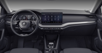 Škoda Octavia Combi 2.0 TDI Sportline (pohľad spredu)