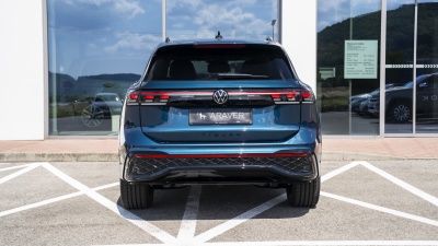 VW Tiguan 1.5 TSI eHybrid R-Line (pohľad do interiéru)
